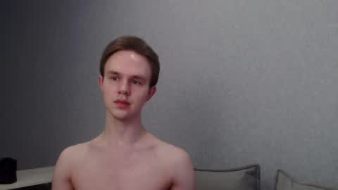 Snapshot of angelraaay chatting on February 2025 09:37:01 AM Angel online show from February 2025 09:37:01 AM