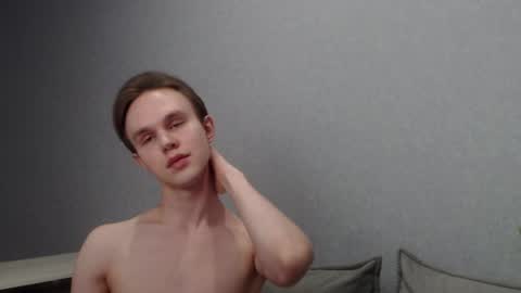 Snapshot of angelraaay chatting on February 2025 12:30:02 PM Angel online show from February 2025 12:30:02 PM