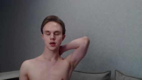 Snapshot of angelraaay chatting on February 2025 03:32:01 PM Angel online show from February 2025 03:32:01 PM