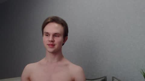 Snapshot of angelraaay chatting on February 2025 09:31:02 PM Angel online show from February 2025 09:31:02 PM