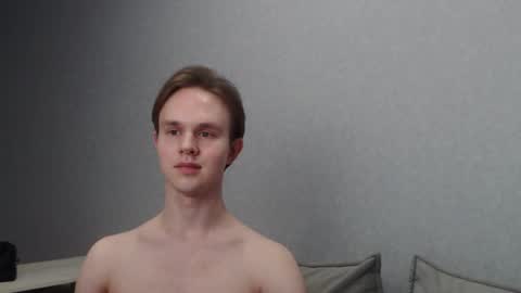 Snapshot of angelraaay chatting on February 2025 06:20:01 PM Angel online show from February 2025 06:20:01 PM