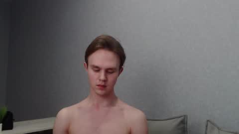 Snapshot of angelraaay chatting on February 2025 09:16:02 PM Angel online show from February 2025 09:16:02 PM