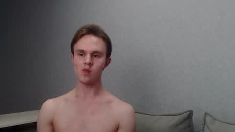 Snapshot of angelraaay chatting on February 2025 06:53:01 PM Angel online show from February 2025 06:53:01 PM