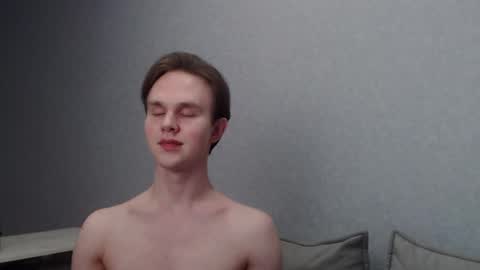 Snapshot of angelraaay chatting on March 2025 03:38:02 PM Angel online show from March 2025 03:38:02 PM