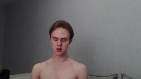 Snapshot of angelraaay chatting on March 2025 12:44:02 PM Angel online show from March 2025 12:44:02 PM