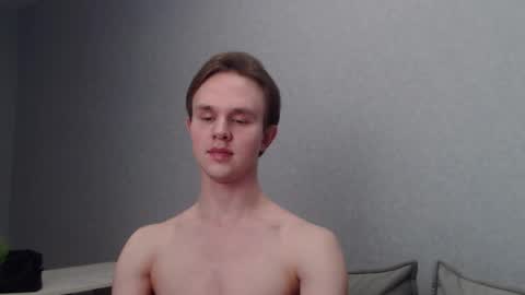 Snapshot of angelraaay chatting on March 2025 06:01:02 PM Angel online show from March 2025 06:01:02 PM