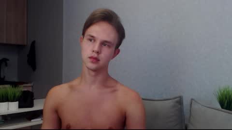 Snapshot of angelraaay chatting on September 2025 07:20:02 AM Angel online show from September 2025 07:20:02 AM