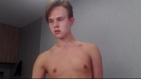 Snapshot of angelraaay chatting on September 2025 06:37:01 AM Angel online show from September 2025 06:37:01 AM