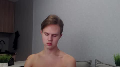 Snapshot of angelraaay chatting on November 2025 08:16:02 AM Angel online show from November 2025 08:16:02 AM