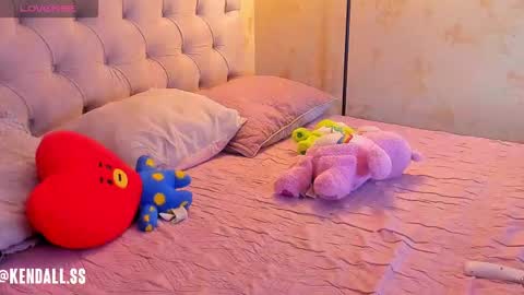 angelrose2323 online show from November 2025 06:46:01 AM