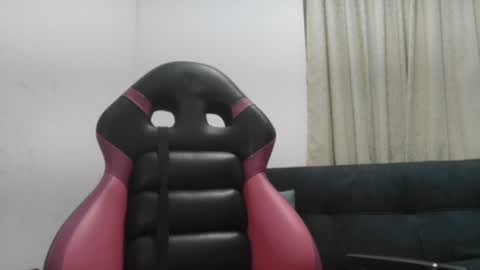Snapshot of angels_chat chatting on July 2026 04:25:01 AM ivanna online show from July 2026 04:25:01 AM