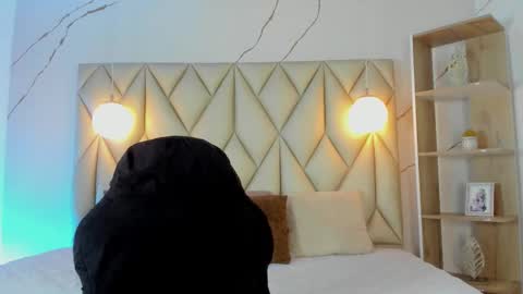 ANGIE online show from January 2026 03:03:02 PM