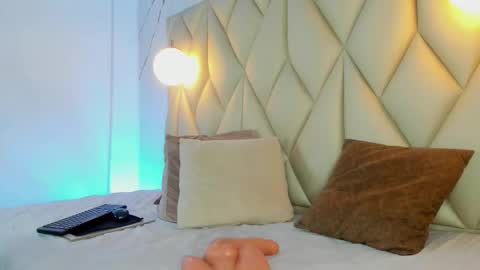 ANGIE online show from February 2026 04:02:02 PM