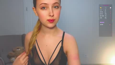 Snapshot of angelxloe chatting on April 2026 02:27:02 AM Im Chloe i do FLASH BOOBS for new fan club online show from April 2026 02:27:02 AM