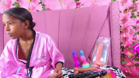 Snapshot of angeyapetite chatting on December 2025 07:31:02 PM Anyega online show from December 2025 07:31:02 PM