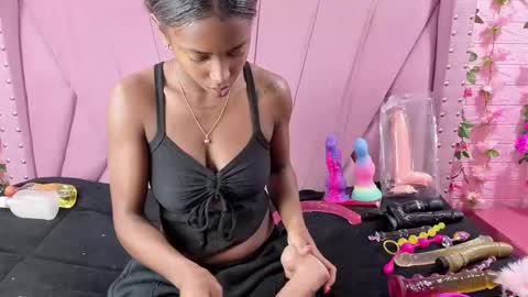 Snapshot of angeyapetite chatting on February 2026 12:19:01 PM Anyega online show from February 2026 12:19:01 PM