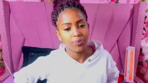Snapshot of angeyapetite chatting on July 2026 12:23:01 PM Anyega online show from July 2026 12:23:01 PM
