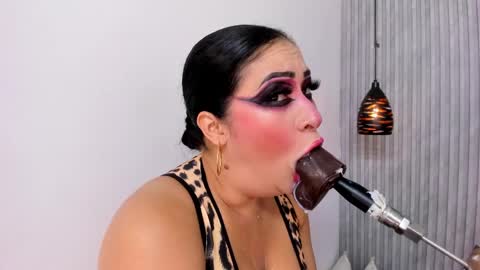 A N G I E.  online show from April 2026 05:21:02 PM