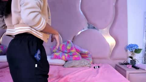 angiexht online show from May 2026 06:09:01 PM