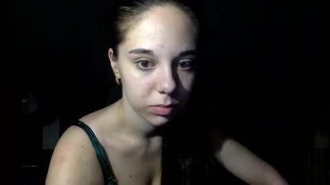 Snapshot of angle_cute05 chatting on July 2026 09:39:02 PM Angel Cute online show from July 2026 09:39:02 PM