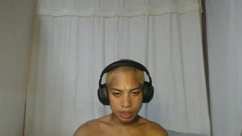 Snapshot of angolahugecock chatting on February 2025 04:58:02 PM angolahugecock online show from February 2025 04:58:02 PM