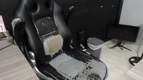 angy online show from January 2025 01:16:02 AM