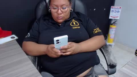 Snapshot of angy_ro12 chatting on July 2026 08:55:01 PM angy online show from July 2026 08:55:01 PM