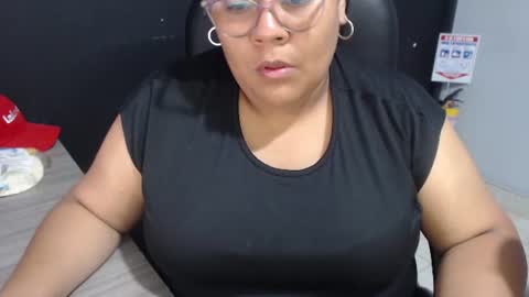 Snapshot of angy_ro12 chatting on July 2026 12:09:02 PM angy online show from July 2026 12:09:02 PM