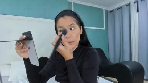 Ania online show from November 2025 10:09:02 PM