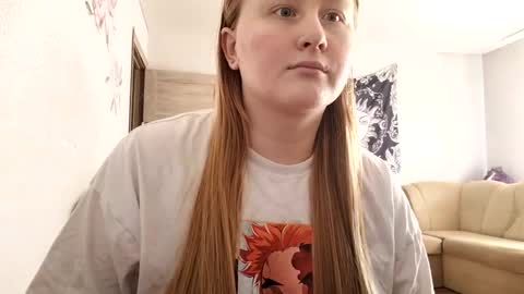 Snapshot of anika_lipps chatting on September 2025 02:09:02 PM Anika online show from September 2025 02:09:02 PM