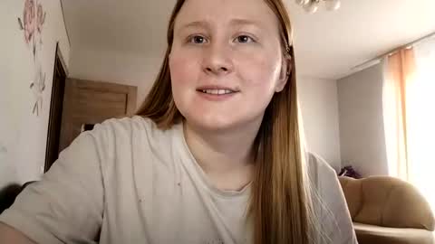 Snapshot of anika_lipps chatting on October 2025 10:04:01 AM Anika online show from October 2025 10:04:01 AM