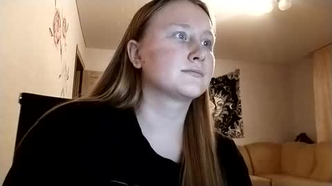 Snapshot of anika_lipps chatting on November 2025 09:04:02 PM Anika online show from November 2025 09:04:02 PM