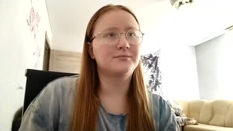 Snapshot of anika_lipps chatting on June 2026 12:22:01 PM Anika online show from June 2026 12:22:01 PM