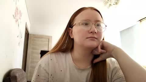Snapshot of anika_lipps chatting on July 2026 01:50:01 PM Anika online show from July 2026 01:50:01 PM