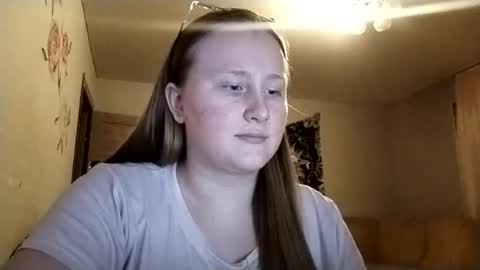 Snapshot of anika_lipps chatting on July 2026 09:08:01 PM Anika online show from July 2026 09:08:01 PM