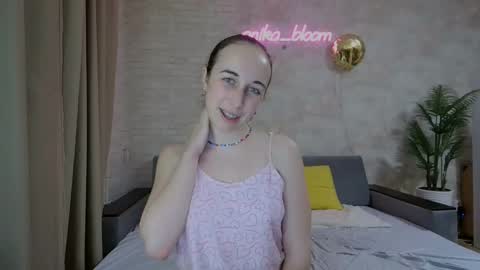 anikabloom online show from February 2025 02:17:02 AM