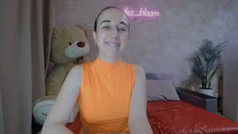 anikabloom online show from March 2025 11:49:01 PM