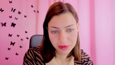 Anni online show from October 2025 04:57:01 AM