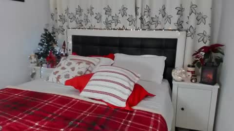 Anisia online show from December 2024 06:06:02 PM