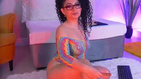 anissia teaser online show from November 2025 05:06:01 AM