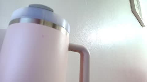 ana independent model online show from November 2025 09:52:02 AM