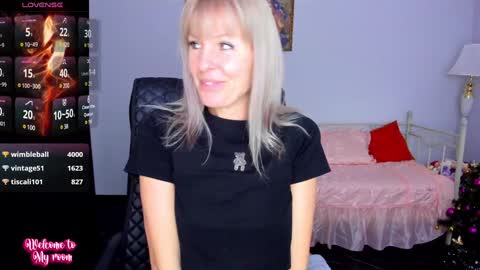 Anita online show from December 2024 10:02:01 AM
