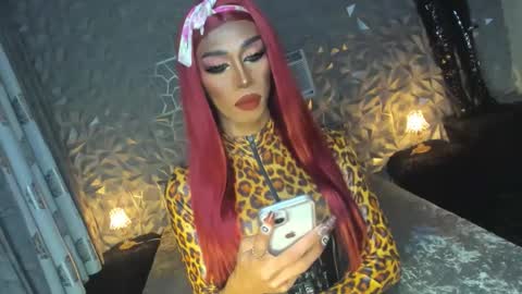 Snapshot of anitacruisze chatting on January 2025 08:33:02 PM Miss Ann online show from January 2025 08:33:02 PM