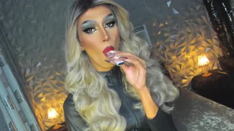 Snapshot of anitacruisze chatting on January 2025 06:49:01 PM Miss Ann online show from January 2025 06:49:01 PM