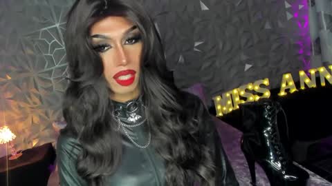 Snapshot of anitacruisze chatting on January 2025 09:50:01 PM Miss Ann online show from January 2025 09:50:01 PM