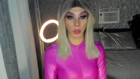 Snapshot of anitacruisze chatting on February 2025 07:41:02 PM Miss Ann online show from February 2025 07:41:02 PM