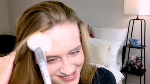 Anita online show from September 2025 02:06:02 PM