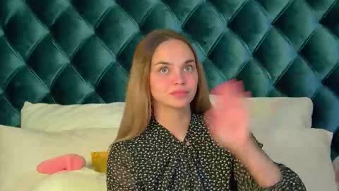 Snapshot of anitaventure chatting on September 2025 04:25:02 AM AnitaVenture online show from September 2025 04:25:02 AM