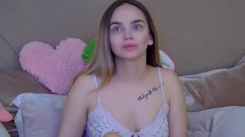 AnitaVenture online show from November 2025 04:07:02 AM