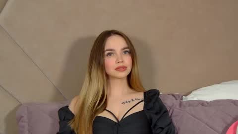 Snapshot of anitaventure chatting on April 2026 04:31:02 PM AnitaVenture online show from April 2026 04:31:02 PM